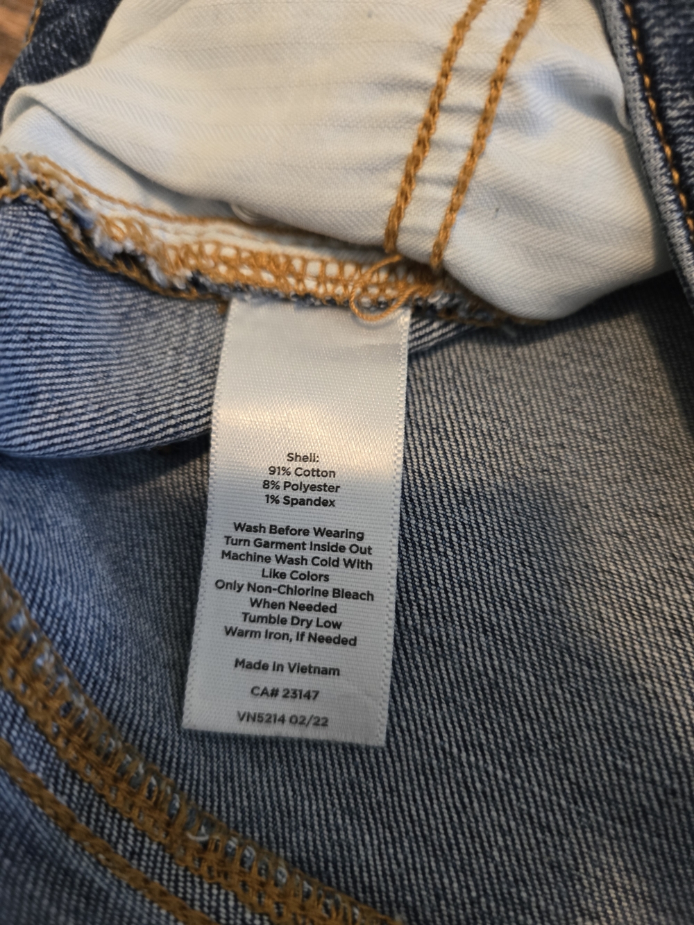 Talbots Everyday Relaxed Jean EUC - Women's Size 2P - Picture 11 of 14